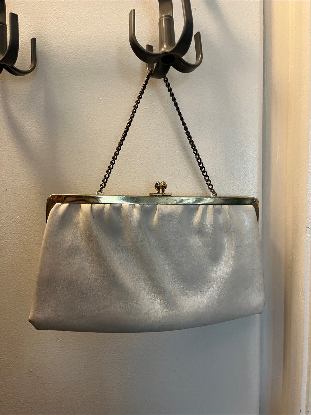 Ande Classic Metallic-Trim White Evening Clutch